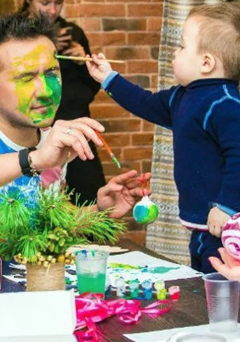 «Семейный» родители с детьми